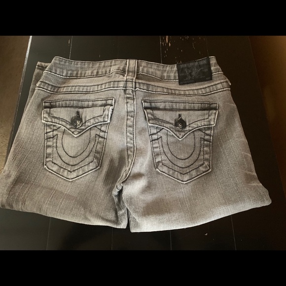 True Religion designer denim shorts - Picture 2 of 6